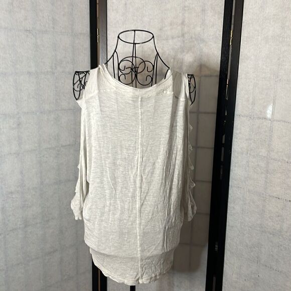 Naked zebra cut out sleeve top size S - Picture 4 of 5